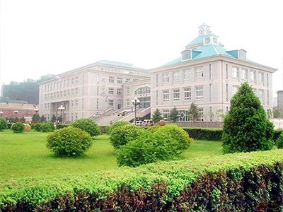 遼寧大學中小學校園單位LED護眼教室燈/LED黑板燈/節能燈改造案例